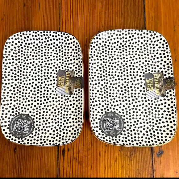 2 Thyme & Table Appetizer Plates - Picture 2 of 5